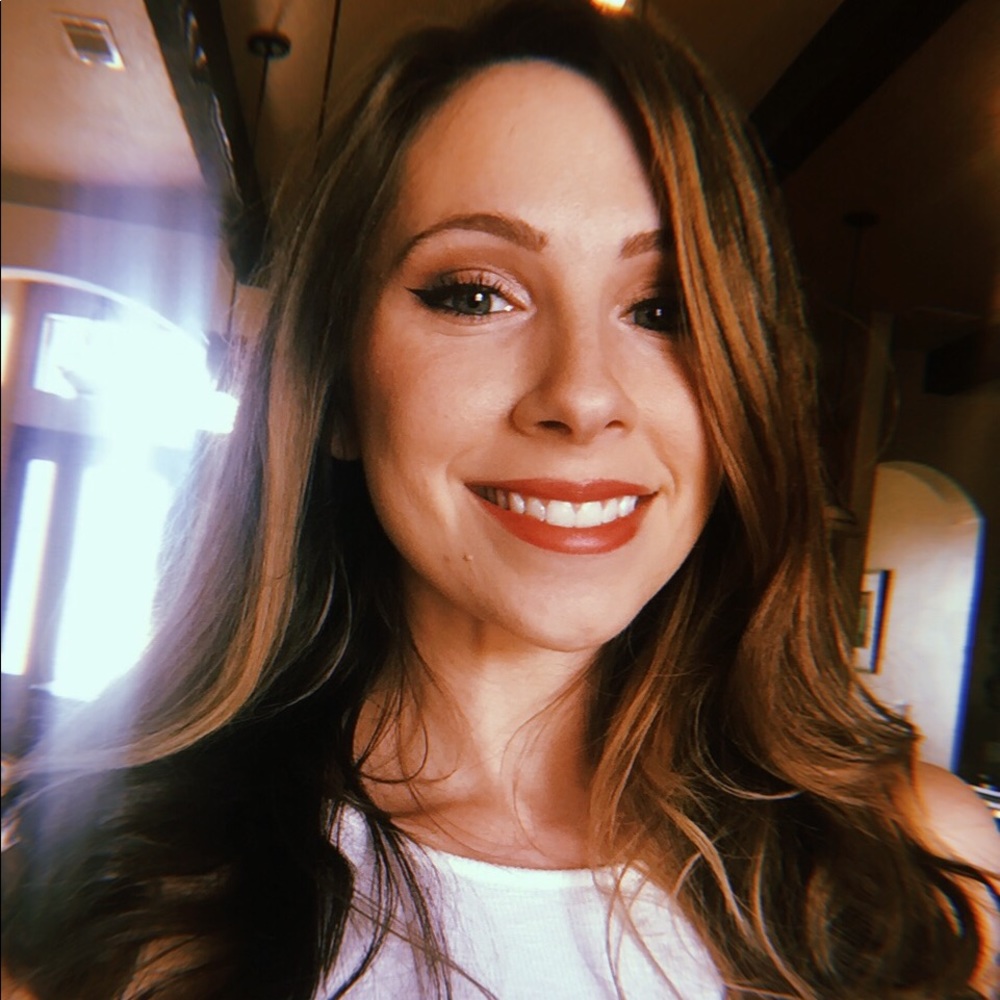 Meet your Posher, Kaitlyn